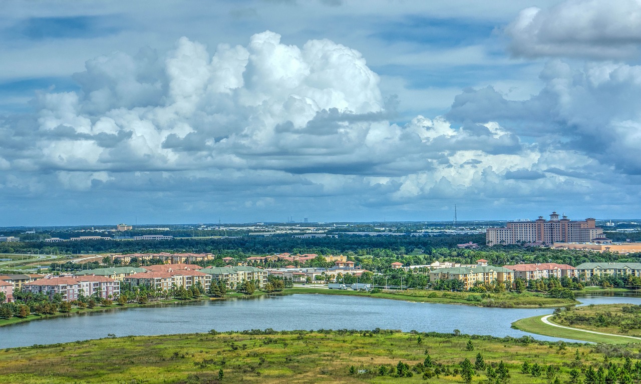 A picture of the city of Fort Wayne from a hillside.